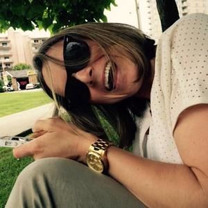 Meet your Posher, Steph